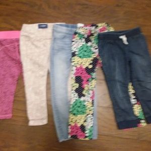 Lot of girls jeans and jeggings!